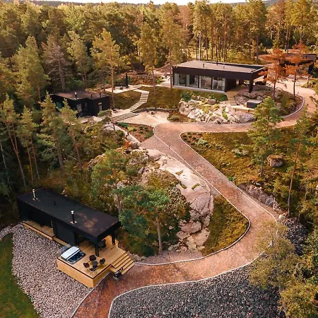 Finland - Seaside Serenity ناتالي